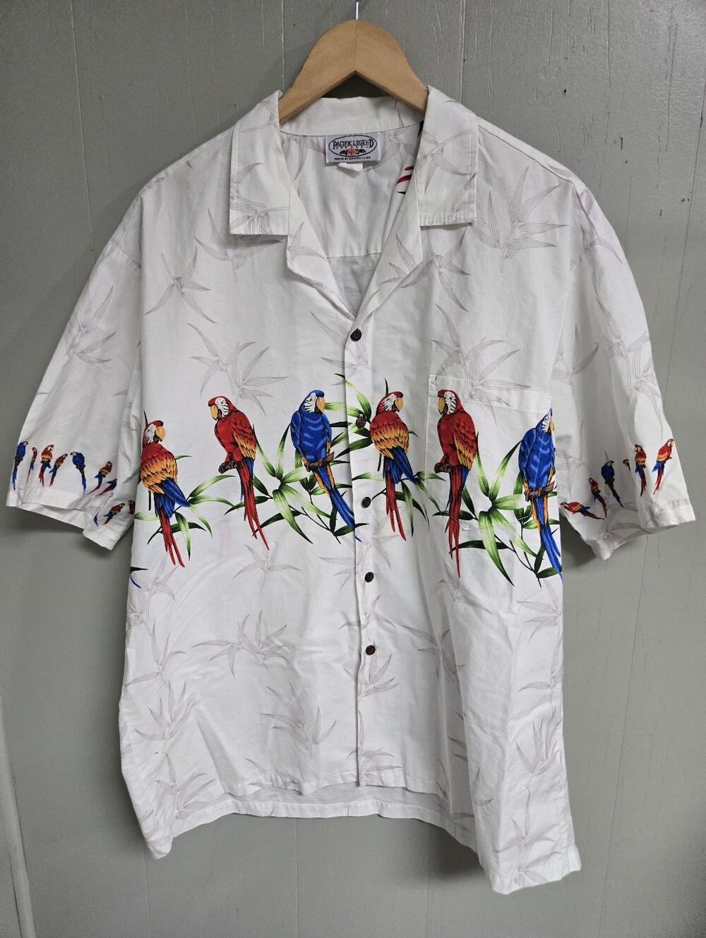 Pacific Legend Shirt Mens 2XL White Parrot Graphic Cotton Button-Up Short Sleeve